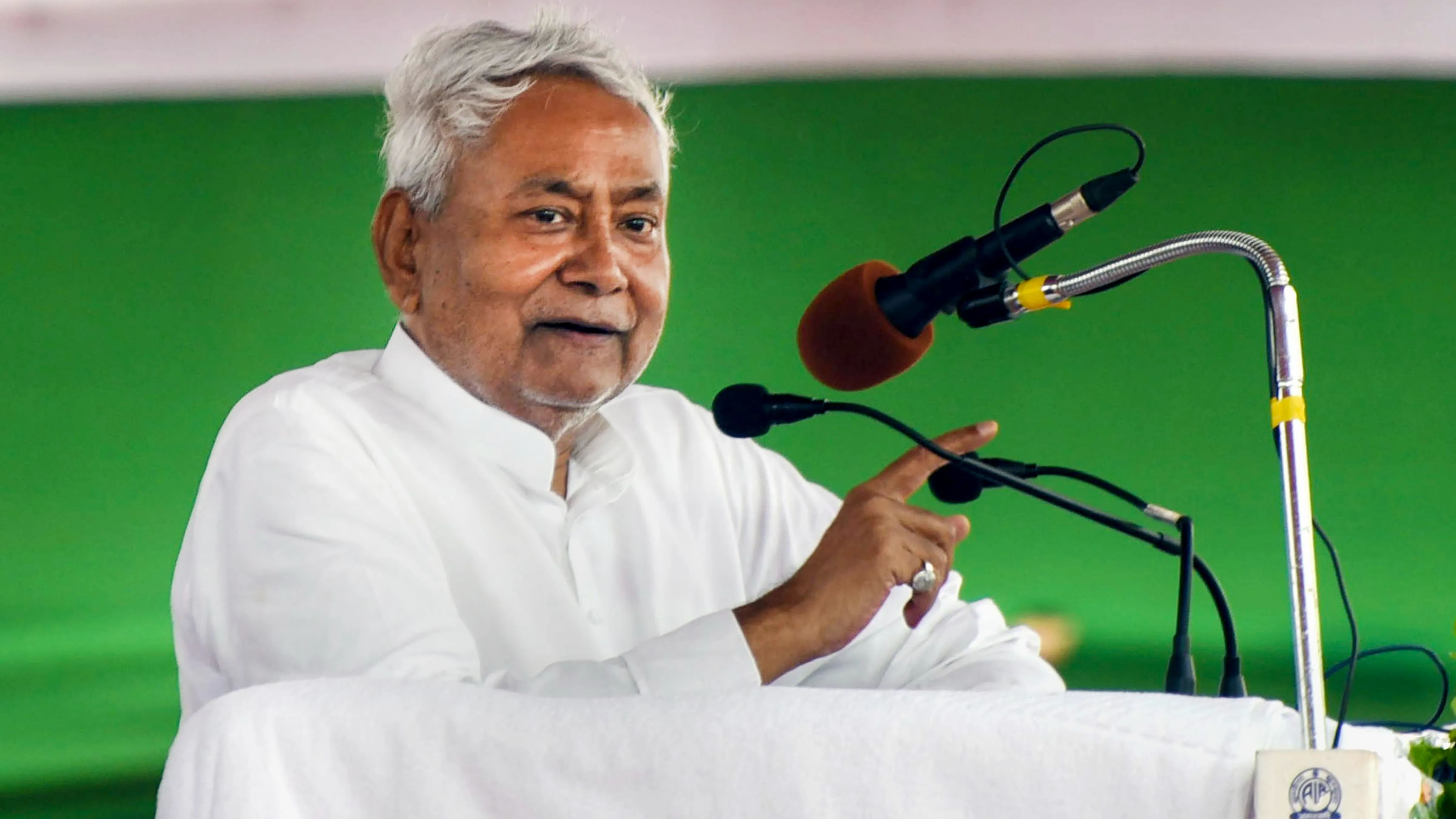Nitish Kumar Takes Significant Steps in Delhi; JDU Leader Contemplates Rejoining NDA